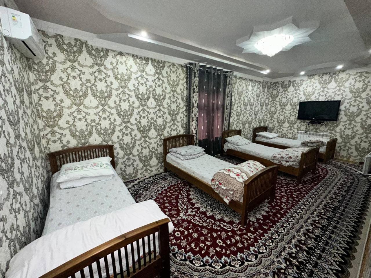 Hayat Guesthouse Nuratau Mountain Yukary-Ukhum Exterior photo